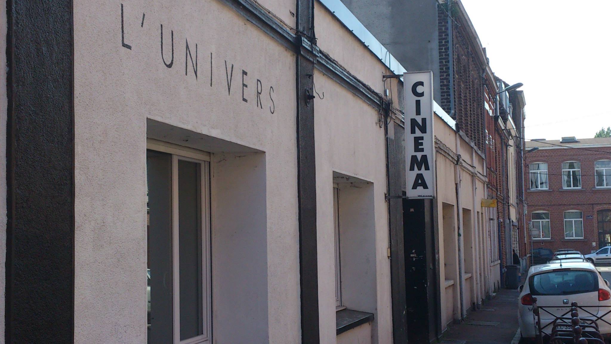 Cinéma l'Univers, facade